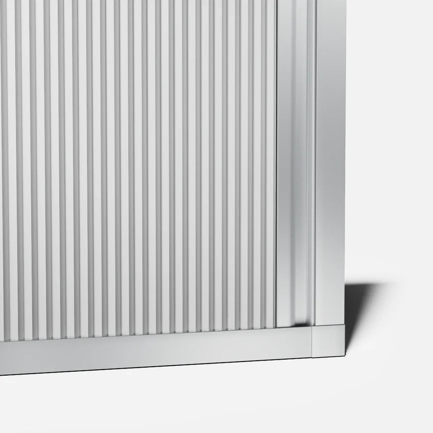 Privacy panel with hidden frame