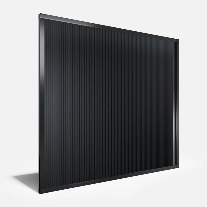 Privacy panel with hidden frame