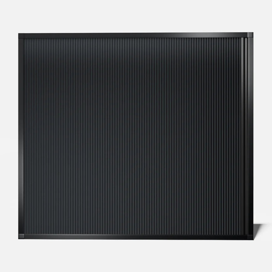 Privacy panel with hidden frame